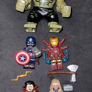 Superhero Action Figure Set - Multicolor